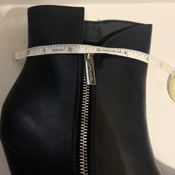 NWT/B UNILADY Black Block-heel Booties - Picture 14 of 14
